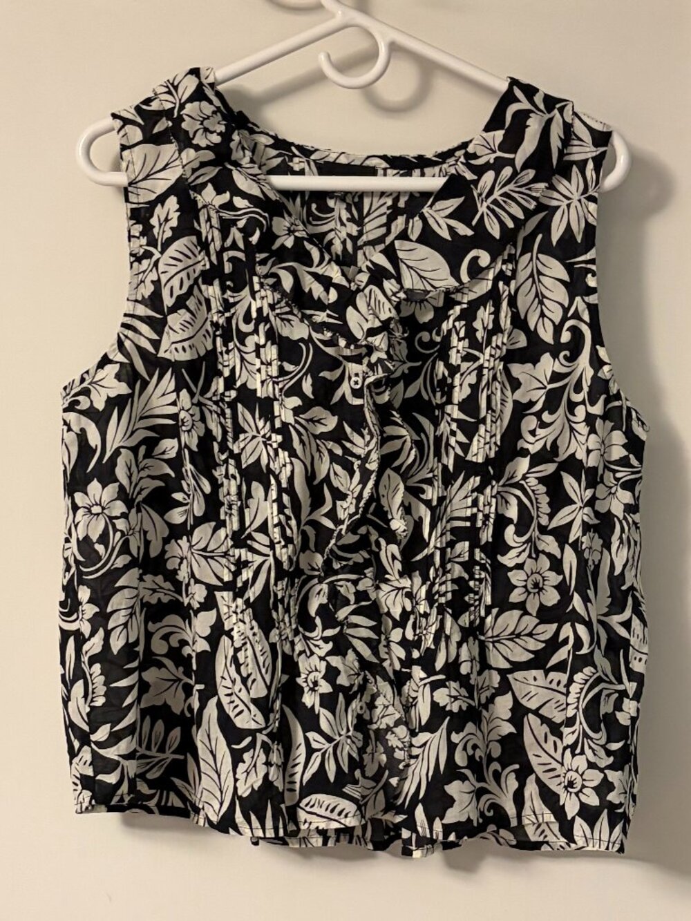 Talbots ruffle shell blouse silhouette palms size large NWT preppy beach classic